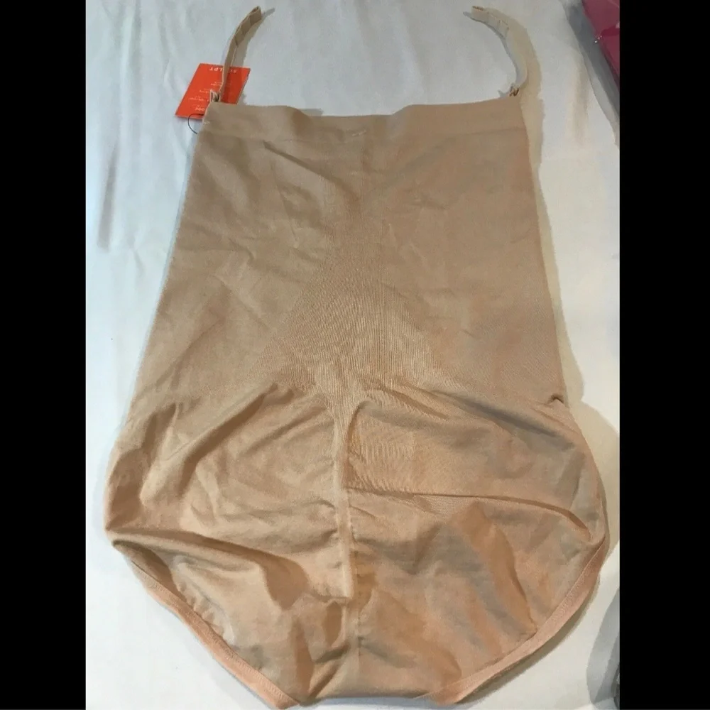 NEW Spanx Oncore High Waist Shaping Briefs in‎ Soft Nude [SZ Small ]